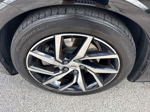 Used 2019 Volvo S60 T5 Momentum w/ Premium Package FWD image 12