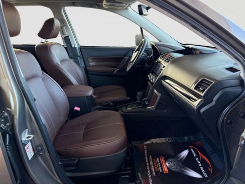 Used 2017 Subaru Forester 2.5i Touring AWD/4WD image 20