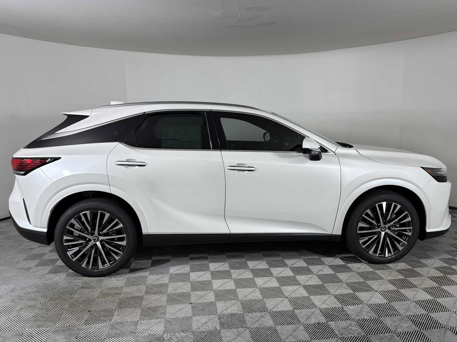 New 2026 Lexus RX 350 Premium Plus w/ Accessory Package (2T) FWD image 11