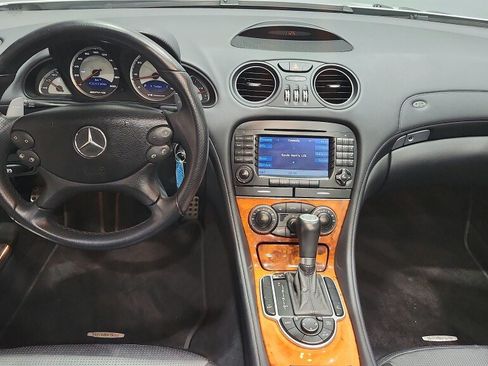 Used 2007 Mercedes-Benz SL 55 AMG image 4
