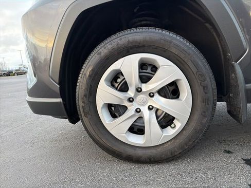 Used 2023 Toyota RAV4 LE image 11