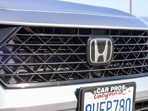 Used 2025 Honda Accord Sport image 13