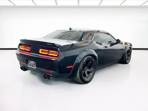 Used 2019 Dodge Challenger SRT Hellcat Redeye image 4