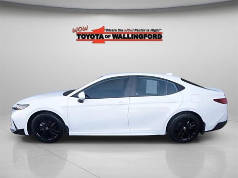 Certified 2025 Toyota Camry SE w/ Convenience Package image 2