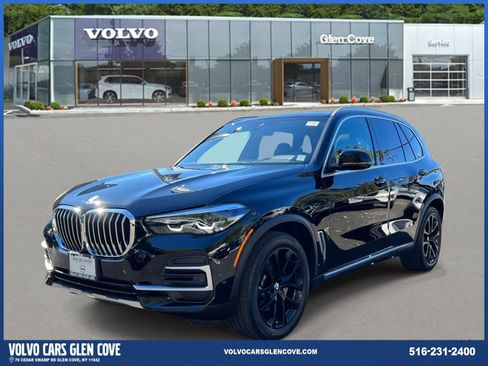 Used 2023 BMW X5 xDrive40i w/ Parking Assistance Package image 2