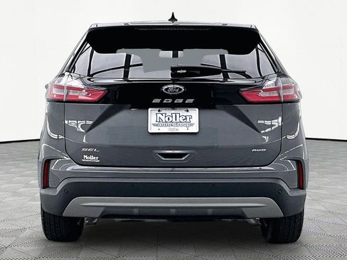 Certified 2023 Ford Edge SEL w/ Convenience Package AWD/4WD image 4