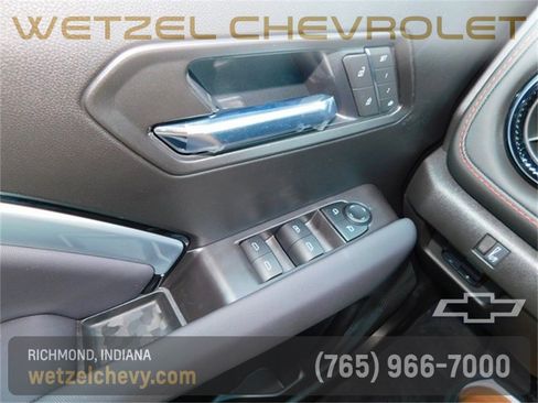 New 2025 Chevrolet Colorado Z71 w/ Midnight Edition image 28