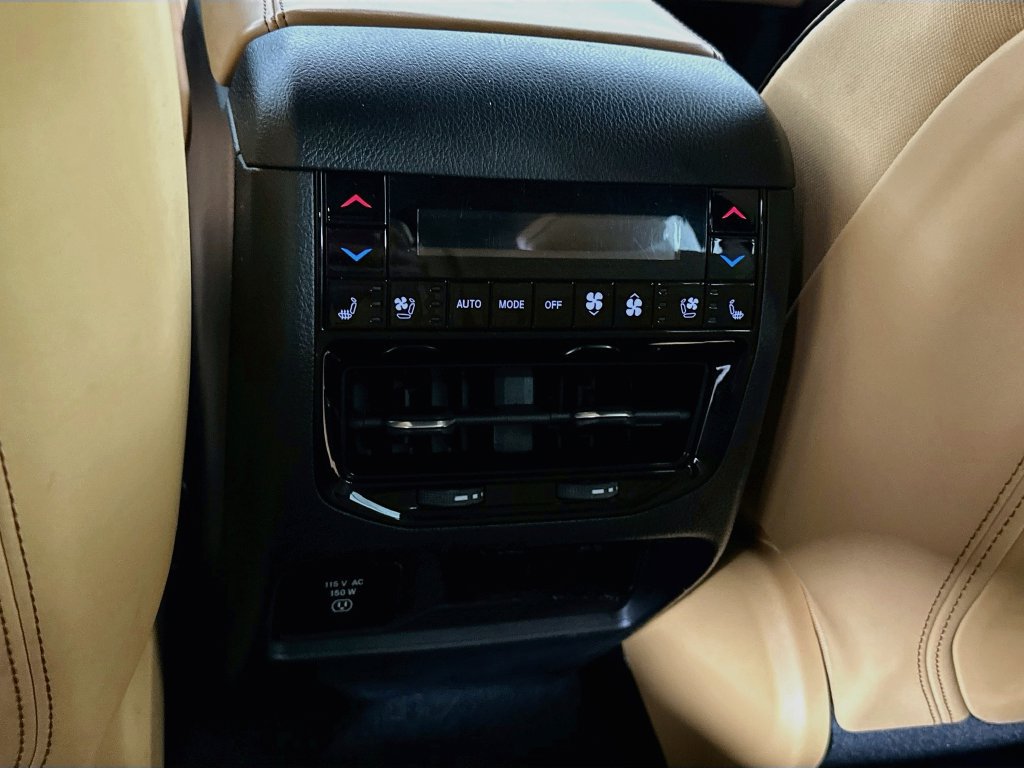 Certified 2023 Jeep Grand Cherokee Summit AWD/4WD image 38