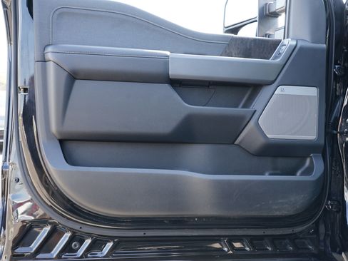 Used 2023 Ford F250 Lariat w/ Lariat Ultimate Package image 16