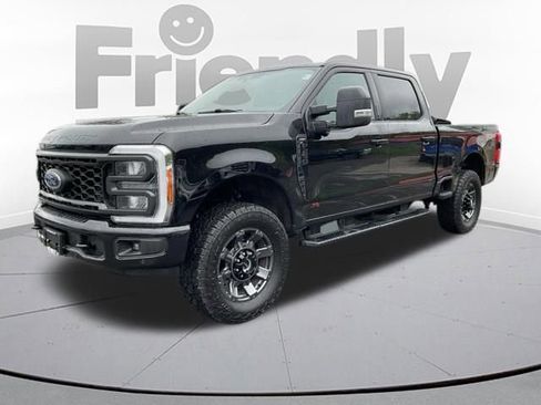 Used 2023 Ford F250 Lariat w/ Lariat Ultimate Package AWD/4WD image 2