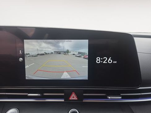 Used 2024 Hyundai Elantra SEL FWD image 23
