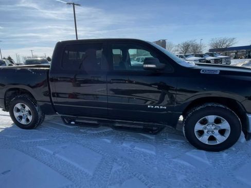 Used 2021 RAM 1500 Big Horn AWD/4WD image 3