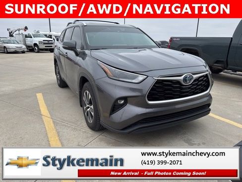 Used 2021 Toyota Highlander XLE image 15