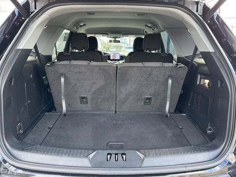 Used 2022 Ford Explorer XLT w/ Class IV Trailer Tow Package image 36