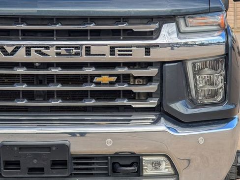 Used 2020 Chevrolet Silverado 3500 LTZ w/ Technology Package image 8