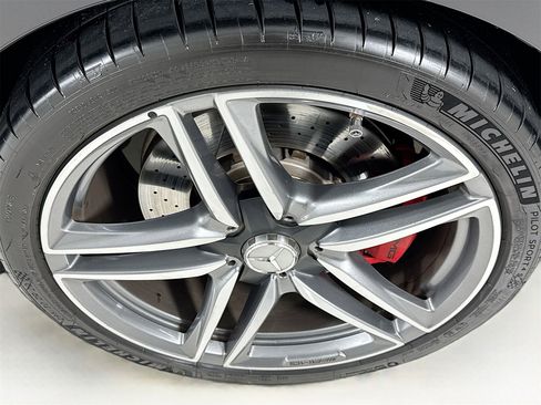 Used 2019 Mercedes-Benz E 63 AMG S image 34