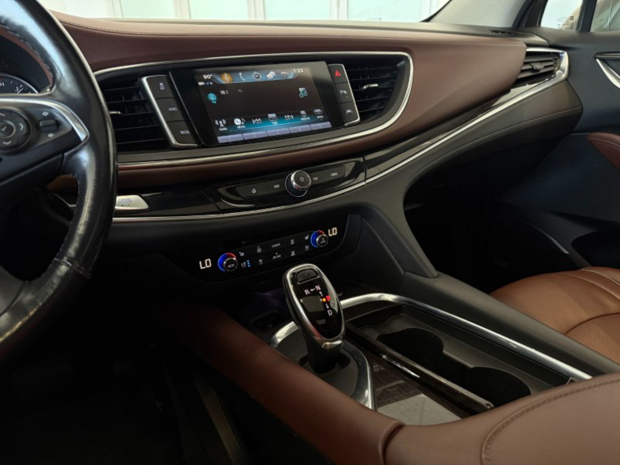 Used 2019 Buick Enclave Avenir w/ Avenir Technology Package AWD/4WD image 41