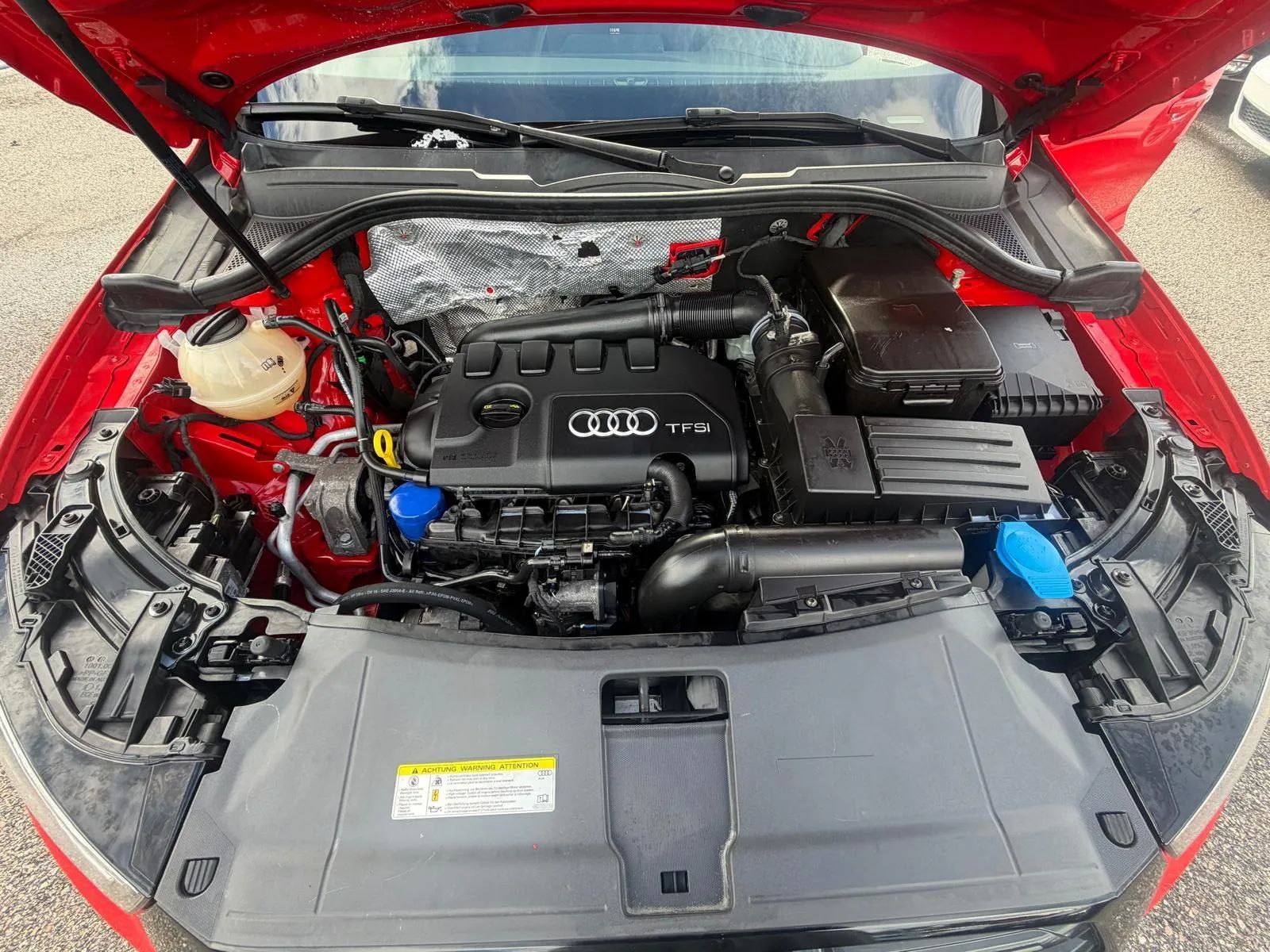 Used 2018 Audi Q3 2.0T Premium Plus w/ S Line Competition Package FWD image 15