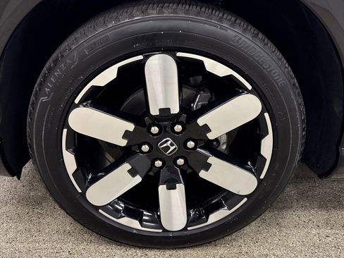 Used 2024 Honda Prologue Elite image 2