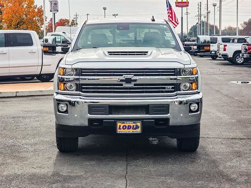 Used 2019 Chevrolet Silverado 3500 LTZ w/ Duramax Plus Package image 6