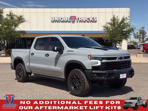 Used 2024 Chevrolet Silverado 1500 ZR2 w/ ZR2 Bison Edition AWD/4WD image 4