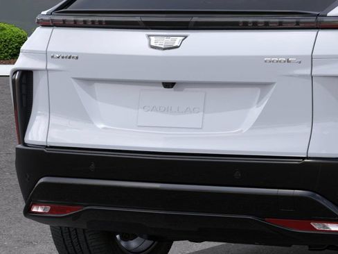 New 2026 Cadillac Lyriq Sport AWD/4WD image 15