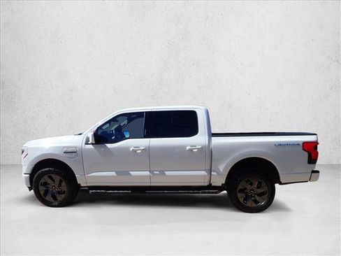 Used 2023 Ford F150 Lightning Lariat image 2