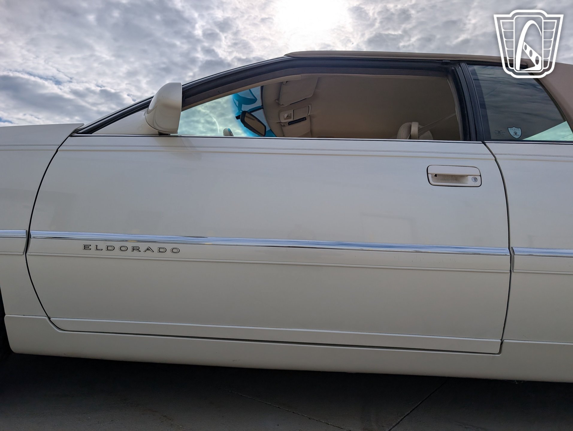Used 1995 Cadillac Eldorado FWD image 30