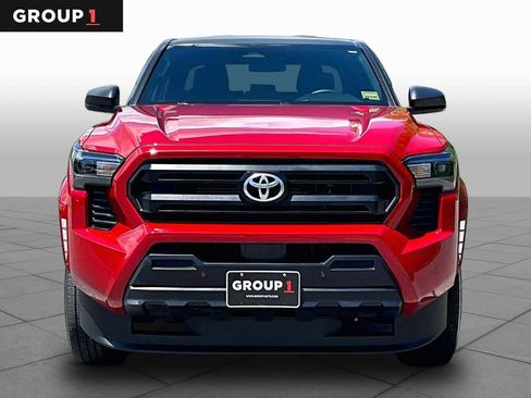 Used 2024 Toyota Tacoma SR w/ SR Upgrade Package AWD/4WD image 4