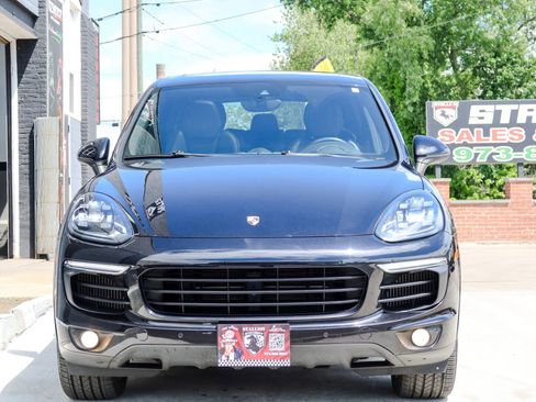 Used 2016 Porsche Cayenne S w/ Premium Plus Package AWD/4WD image 2