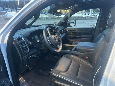Used 2025 RAM 1500 Limited w/ Off Road Group image 8