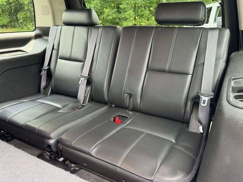Used 2014 GMC Yukon SLT AWD/4WD image 17