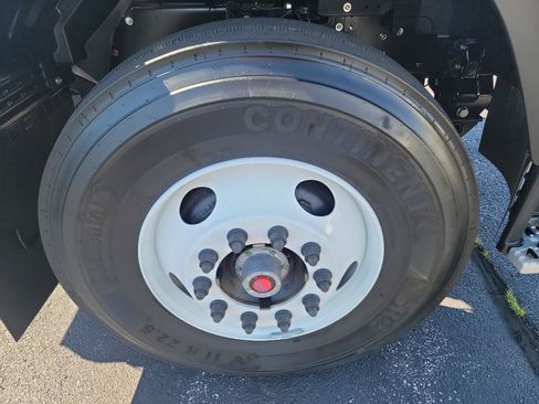 New 2025 Isuzu FTR 6500 XD image 7