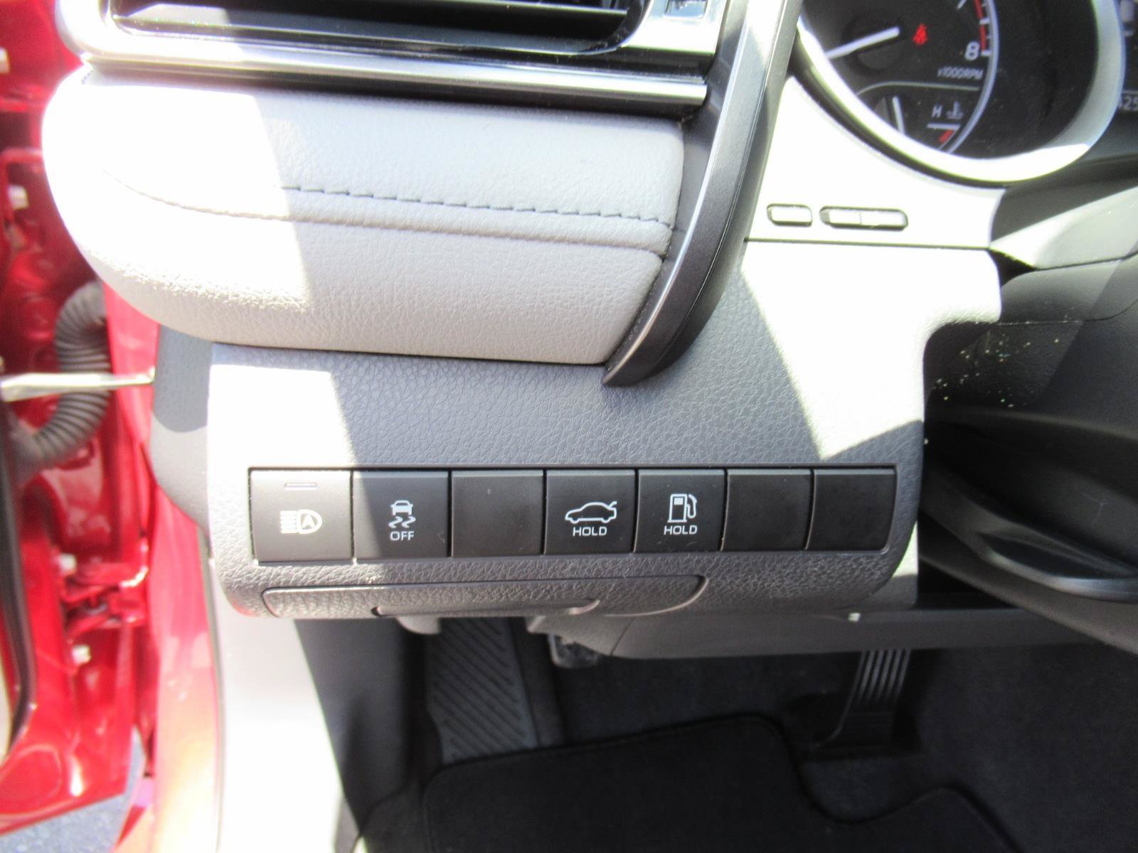 Used 2021 Toyota Camry LE FWD image 20