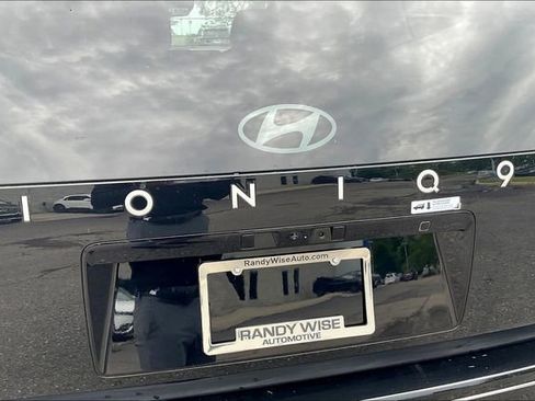 New 2026 Hyundai Ioniq 9 Calligraphy image 18