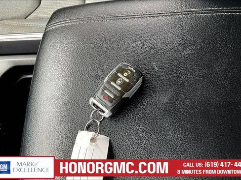 Used 2020 RAM 1500 Big Horn RWD image 36