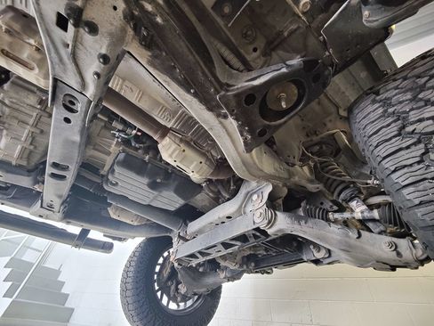 Used 2019 Toyota Tundra SR5 w/ TRD Off Road Package AWD/4WD image 15