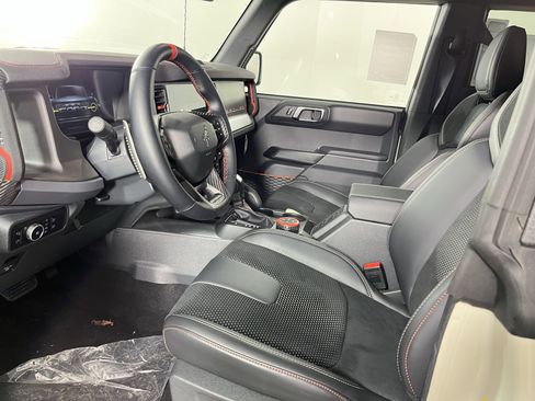 New 2025 Ford Bronco Raptor w/ Interior Carbon Fiber Pack image 9