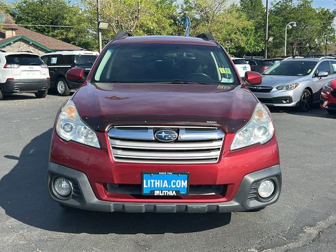 Used 2013 Subaru Outback 2.5i Premium AWD/4WD image 2