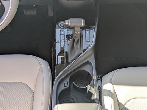 New 2026 Kia Niro EX FWD image 19