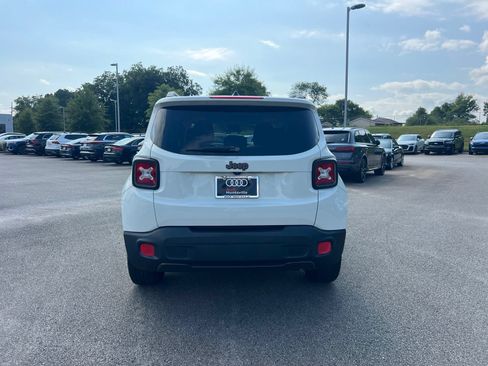 Used 2016 Jeep Renegade 75th Anniversary FWD image 7