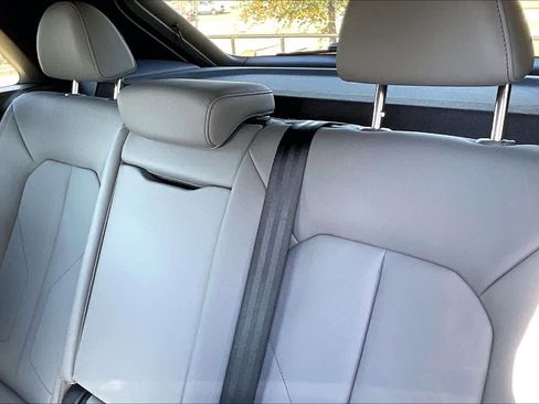 Certified 2025 Audi Q3 2.0T Premium w/ Convenience Package image 20