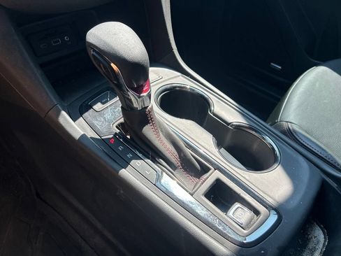 Used 2024 Chevrolet Equinox RS w/ RS Leather Package AWD/4WD image 29