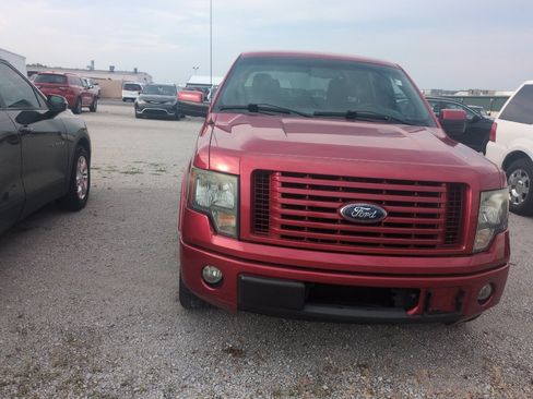 Used 2010 Ford F150 Lariat RWD image 3