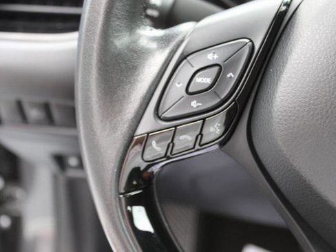 Certified 2021 Toyota C-HR XLE FWD image 11