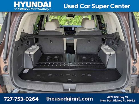 Used 2025 Hyundai Santa Fe Calligraphy FWD image 13