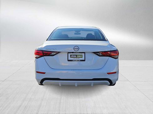 Used 2024 Nissan Sentra S image 7