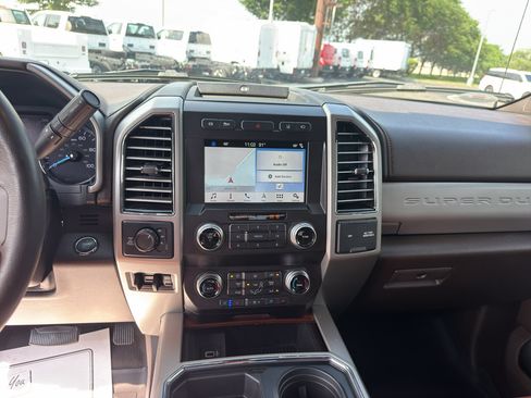 Used 2019 Ford F250 King Ranch w/ King Ranch Ultimate Package AWD/4WD image 10