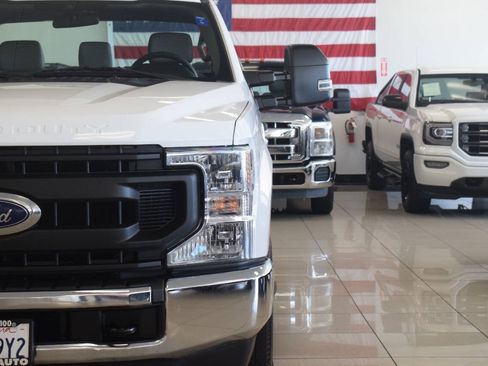 Used 2020 Ford F250 XL w/ Power Equipment Group RWD image 7