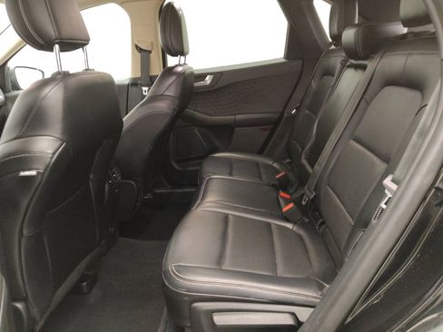 Used 2020 Ford Escape SEL image 18